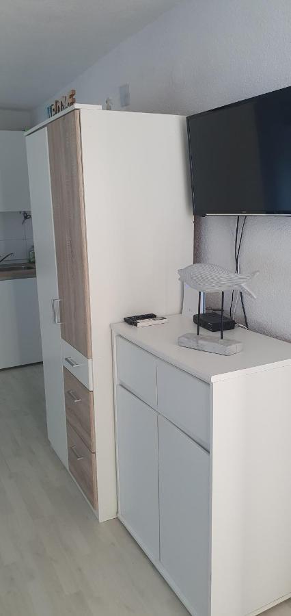Apartmani Sara Marija Karlobag Exterior foto
